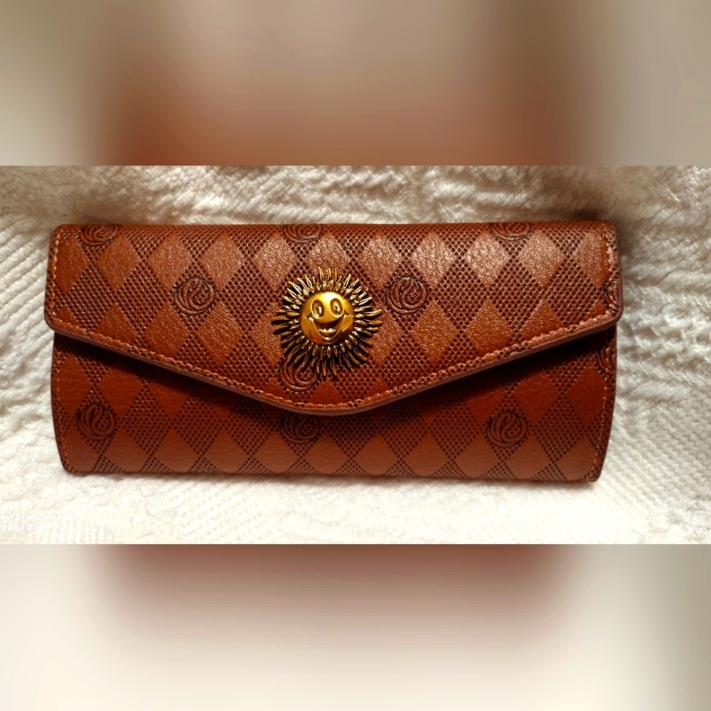 Luxurious leather wallet